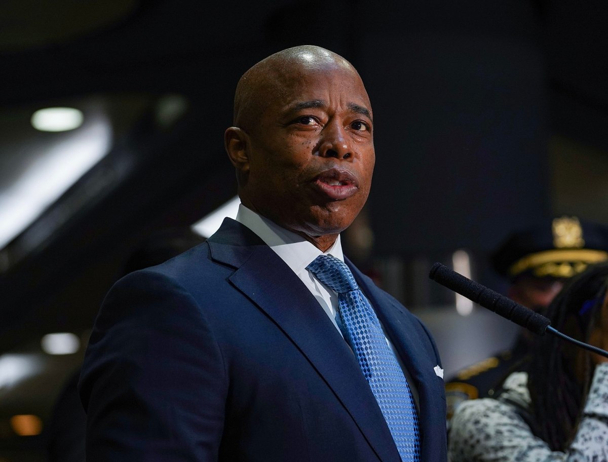 Eric Adams suspends re-election bid for New York City&nbsp;mayor